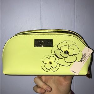 Green VS makeup bag